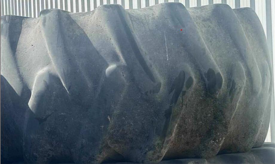 Tyre Image 2