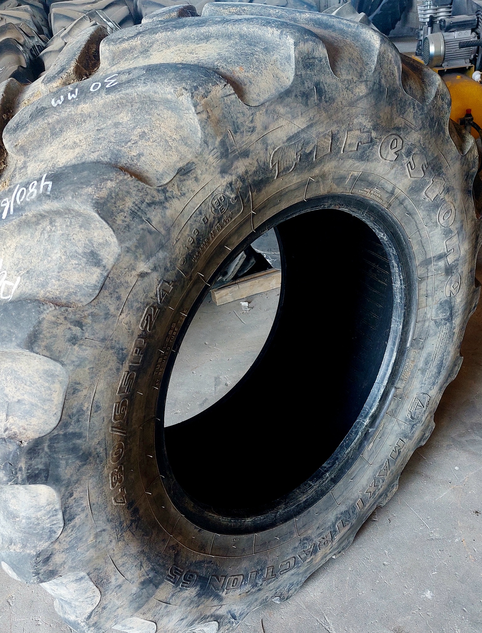 Tyre Image 2