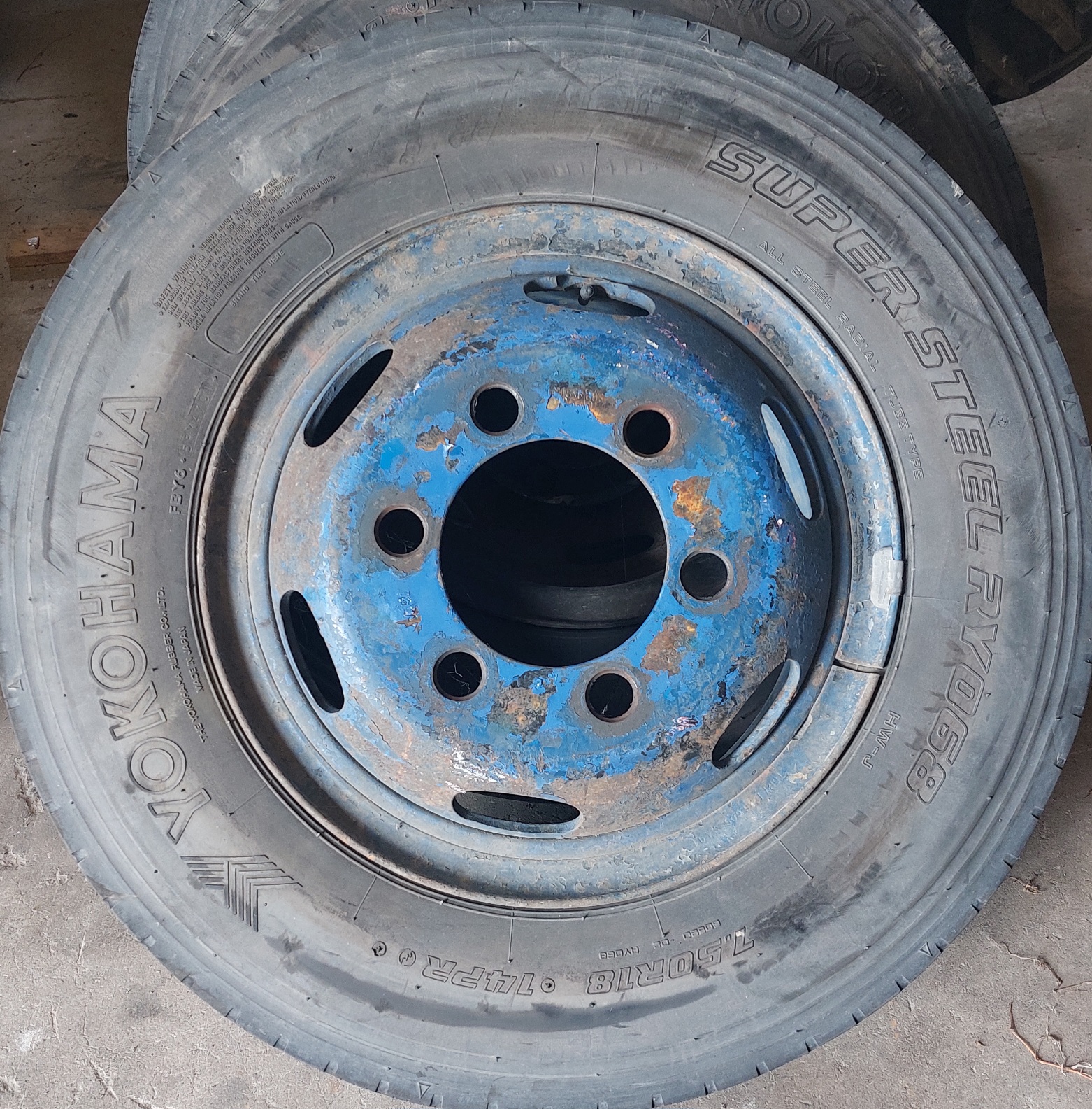 Tyre Image 5