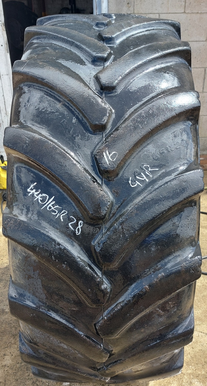 Tyre Image 3