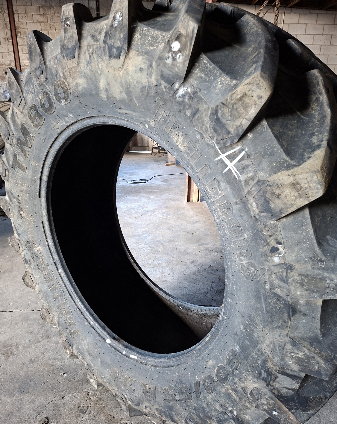 Tyre Image 2