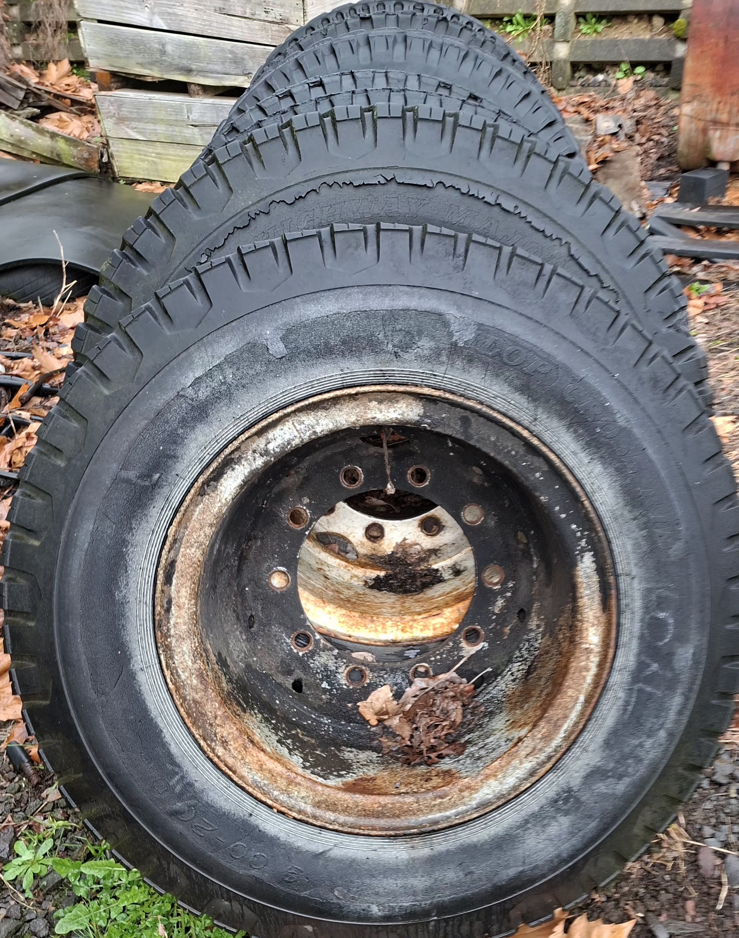 Tyre Image 2