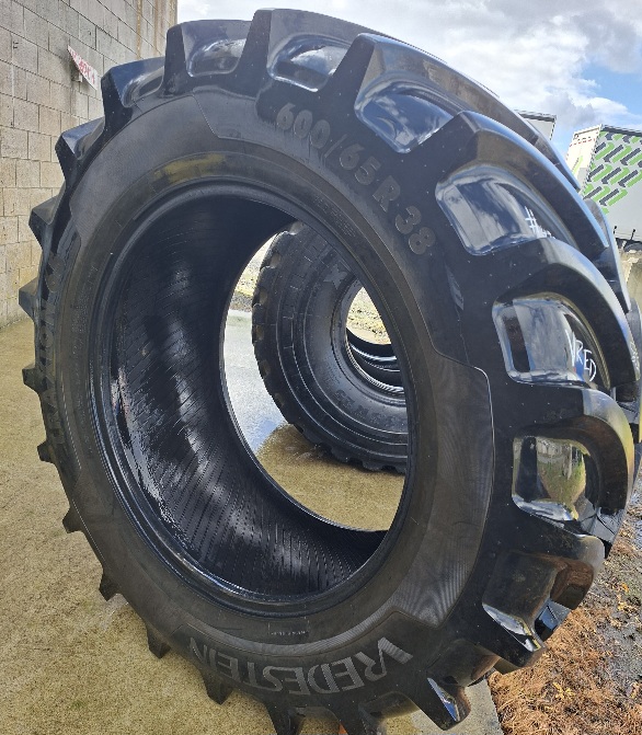 Tyre Image 2