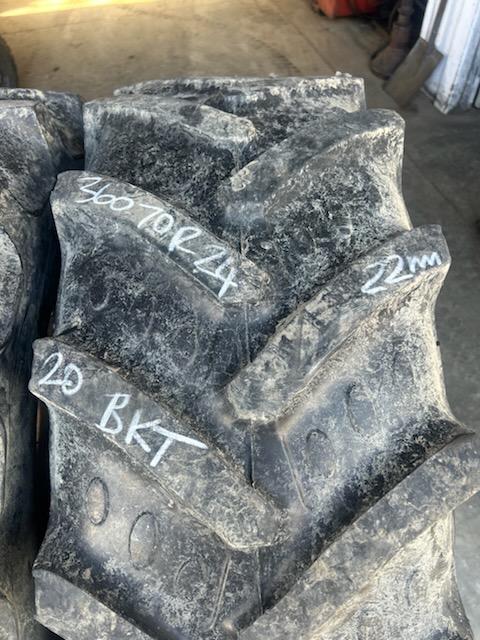 Tyre Image 2