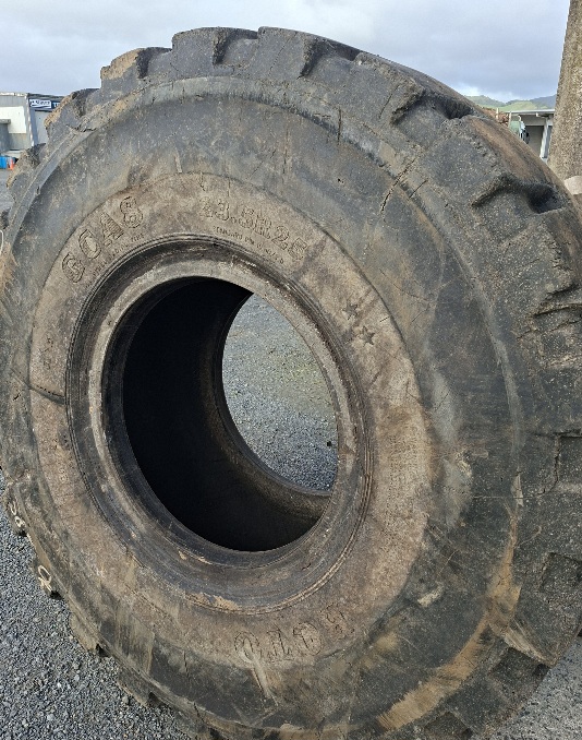 Tyre Image 2