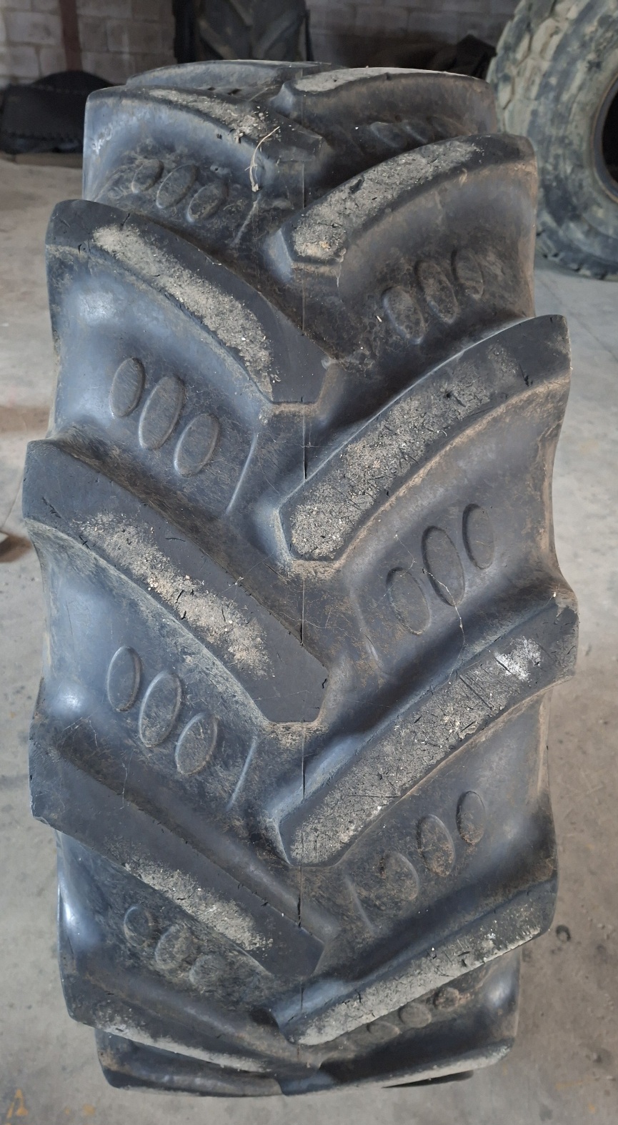 Tyre Image 2