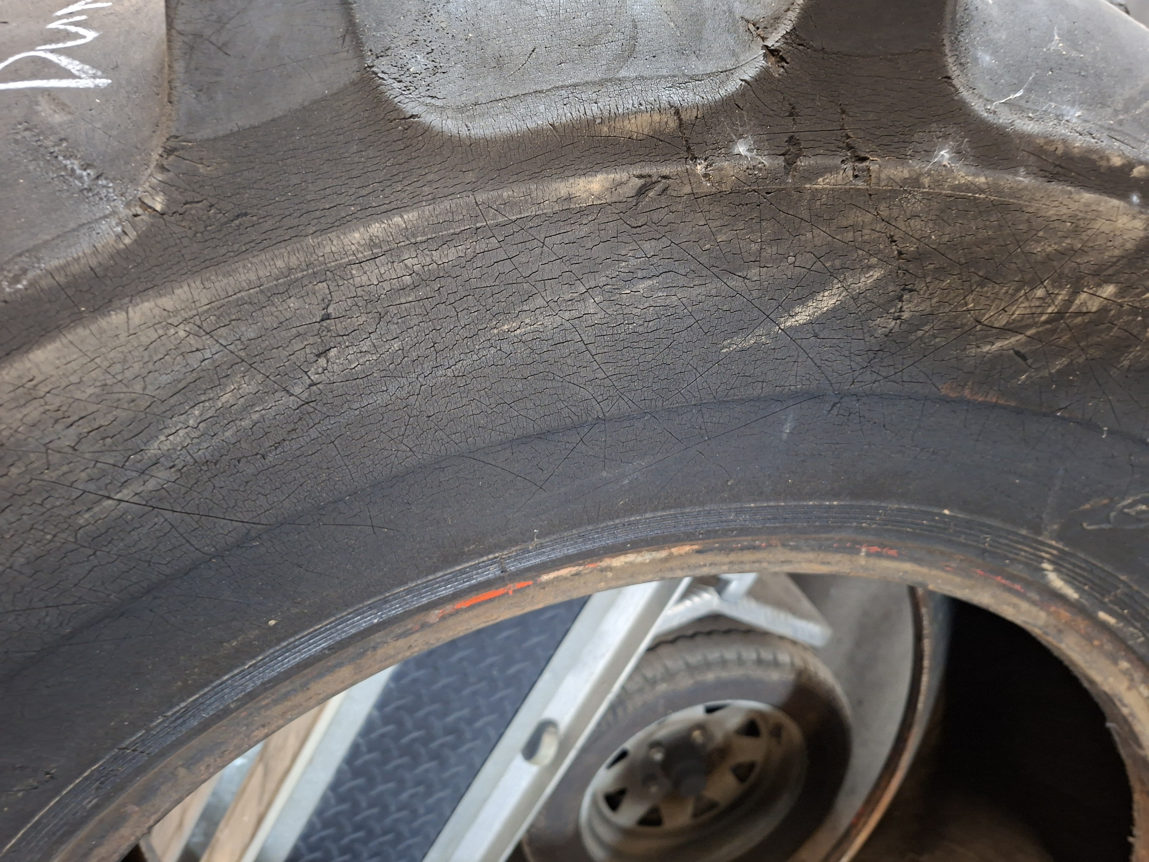 Tyre Image 3