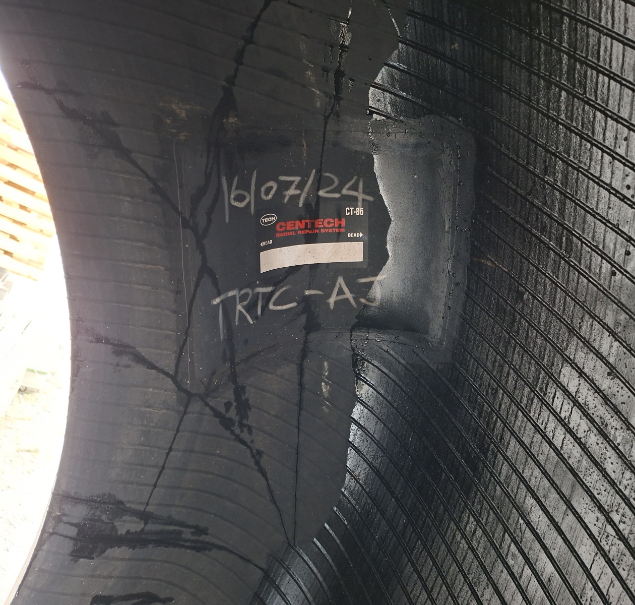 Tyre Image 3